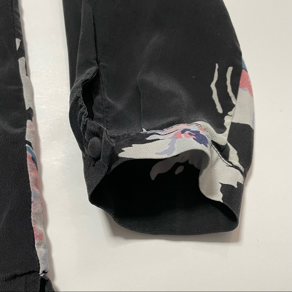 Joie Sheer Designer Floral Button Up V Neck Blouse Small RN# 105230 CA# 58350 - Picture 5 of 7